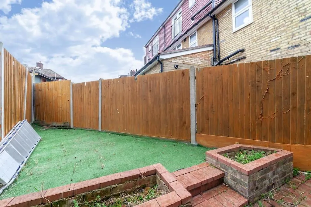 Lovely 2 Bedroom House In Greenwich London 0*,  United Kingdom